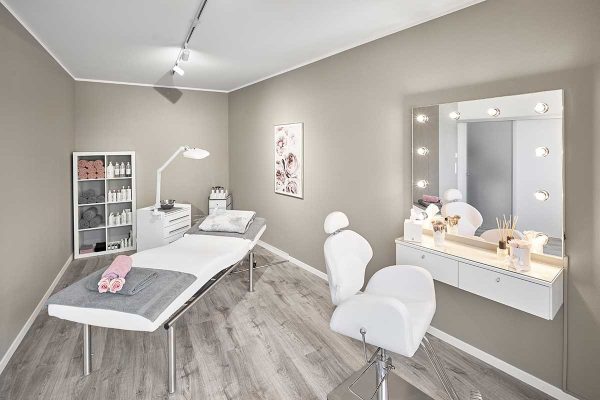 vero-cosmetics-thun-galerie-1 (1) vero-cosmetics-thun-galerie-1 (1)